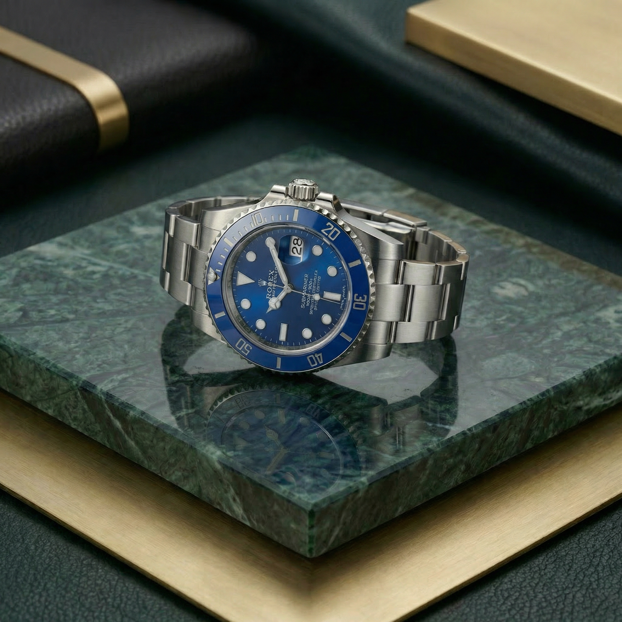 Submarine - 41mm in Steel